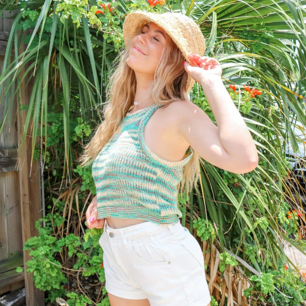 GREEN SLEEVELESS SWEATER TOP
